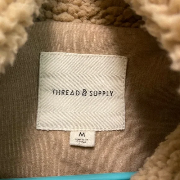 EUC. Thread and Supply cropped oversized teddy coat - Picture 2 of 5